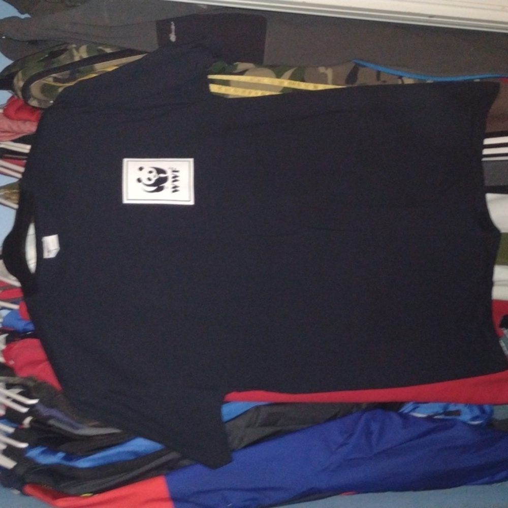 CN tower tee